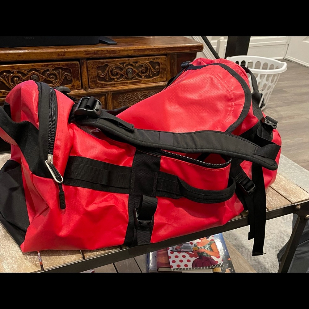 North face base camp duffel- medium, red.